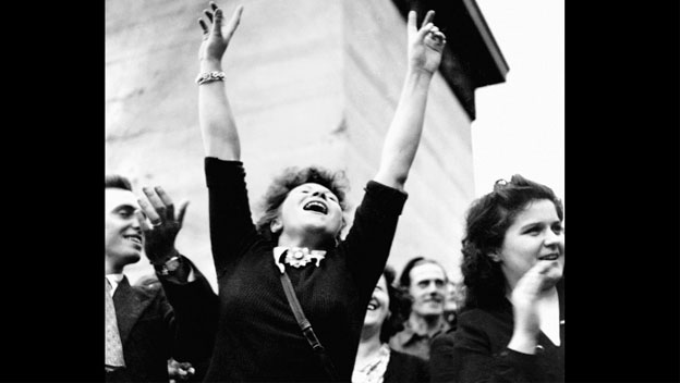 U.S. Celebrates Liberation of Paris