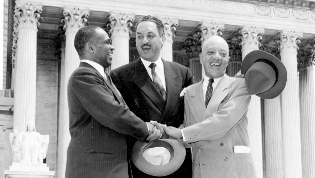 brown v board of education case ruling