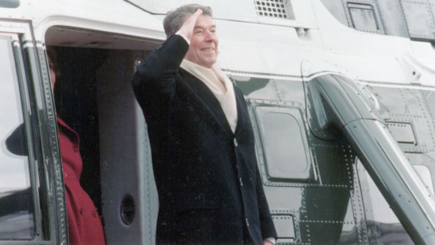 Ronald Reagan Delivers Farewell Address