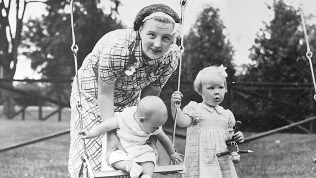 Dutch Princess Seeks Asylum in Canada