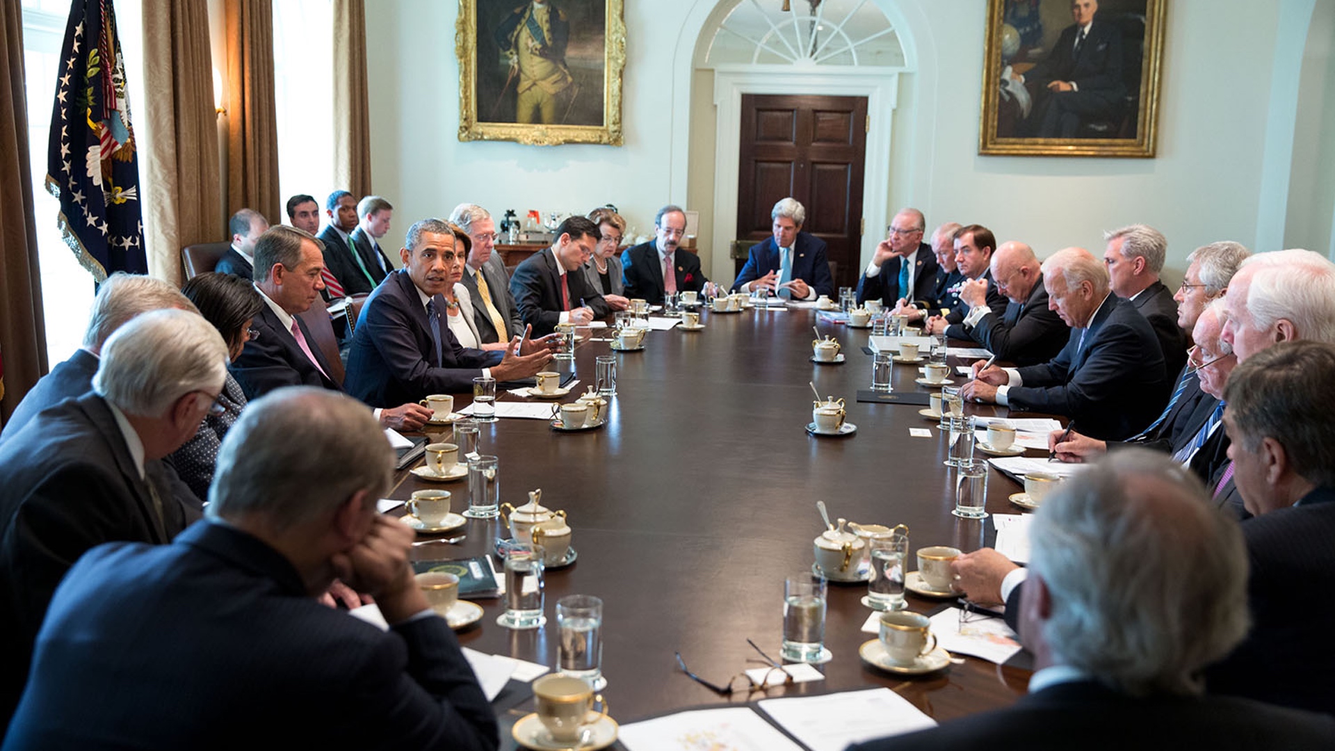 President Barack Obama meets with Members of Congress