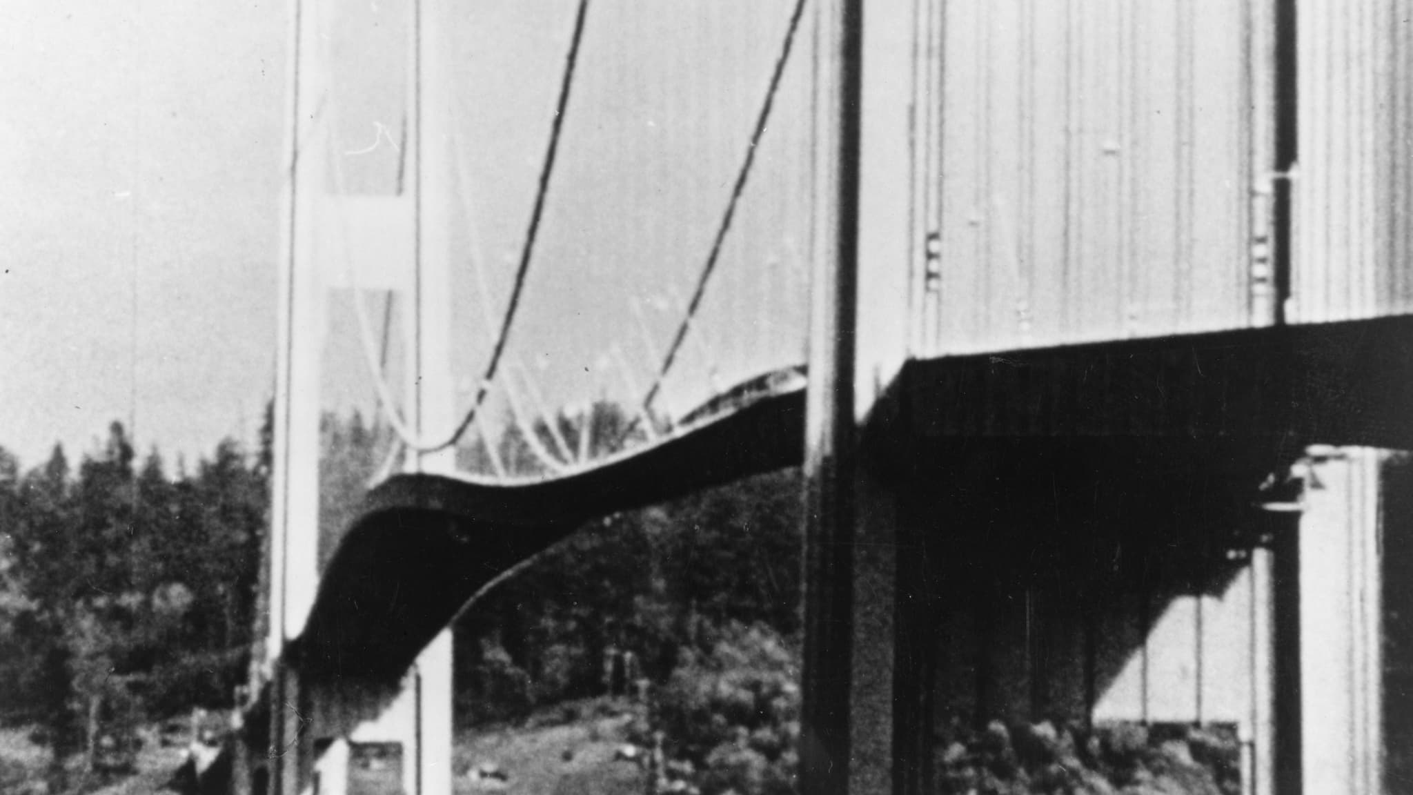 Narrows Bridge collapses November 7, 1940 HISTORY